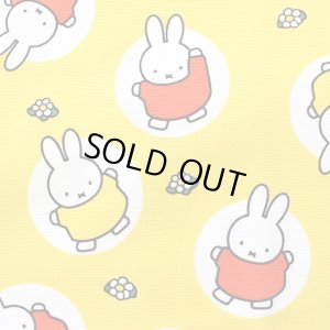 画像2: ミッフィー 大きいドット【キッズエプロン&三角巾】Mサイズ 材料セット 作り方マニュアル付き 入園入学 手芸キット