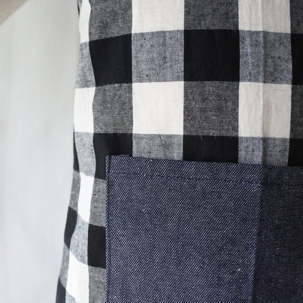 画像3: 白黒ブロックチェック【エプロン&三角巾】手作りキット 作り方マニュアル付き 入園入学 2025年度春 中厚手生地 (3)