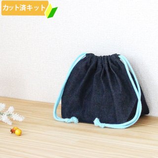クマちゃん柄の生地で作るレッスンバッグ、巾着などの入園グッズ