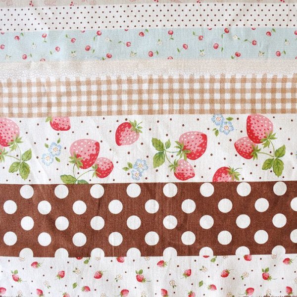 画像4: いちごのボーダー ピンク/茶【エプロン&三角巾】Mサイズ 手作りキット 作り方マニュアル付き 入園入学 2024年度春 薄手生地【F】 (4)