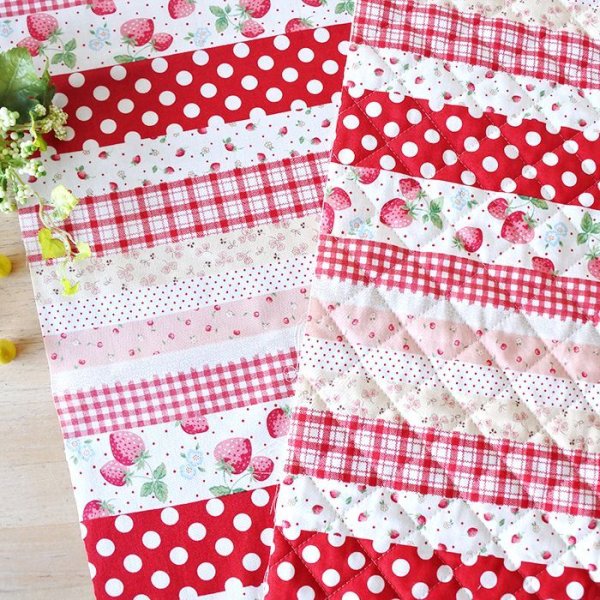 画像4: ●アウトレット サイズ変更不可●いちごのボーダー 赤/ピンク【レッスンバッグ】キルティング生地 手作りキット 作り方マニュアル付き 入園入学 手芸キット (4)
