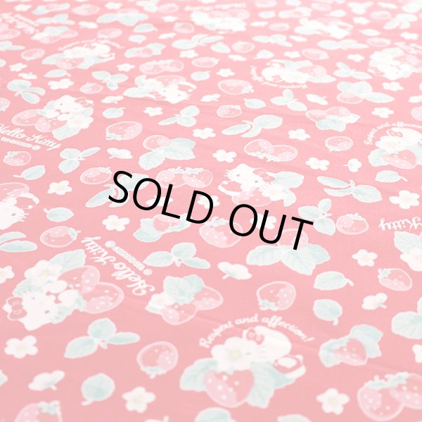 画像4: キティと苺畑【コップ袋】中厚手生地 材料セット 作り方マニュアル付き 入園入学 手芸キット (4)