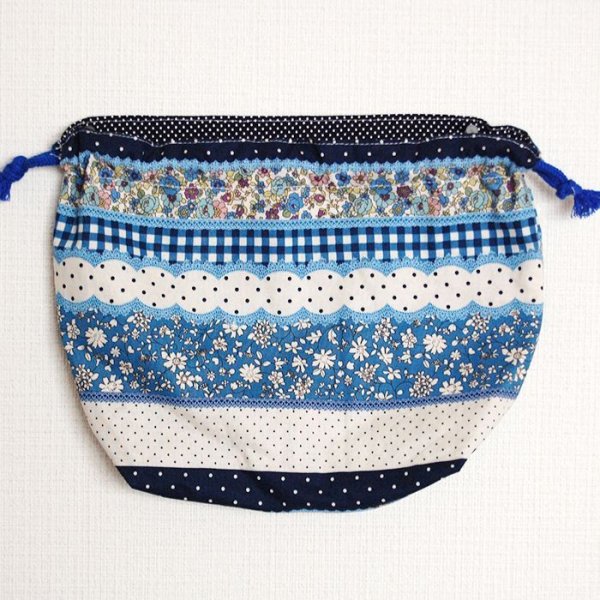 画像2: 小花のボーダー ブルー【お弁当袋】手作りキット 作り方マニュアル付き 入園入学 2025年度春 薄手生地+裏地[u] (2)