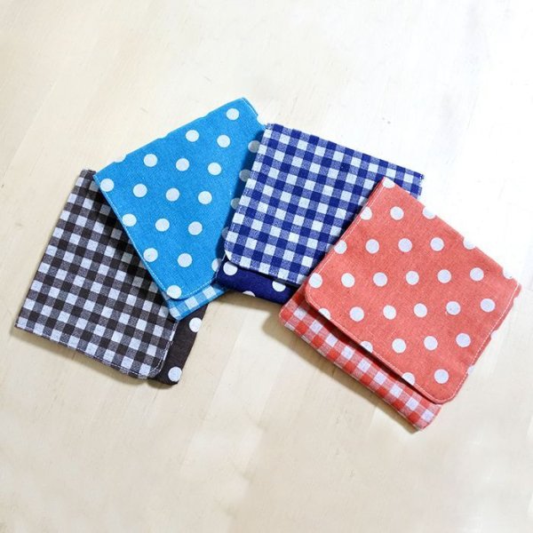 画像2: 4色ドット＆チェック リバーシブル【移動ポケット】手作りキット 作り方マニュアル付き 2026年度 学校 教材 入園入学 (2)