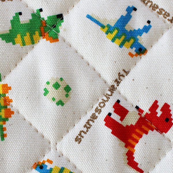 画像2: ●アウトレット サイズ変更不可●ピクセルダイナソー◎底布付【シューズバッグ(キルティング)】 手作りキット 作り方マニュアル付き 入園入学 手芸キット[s] (2)