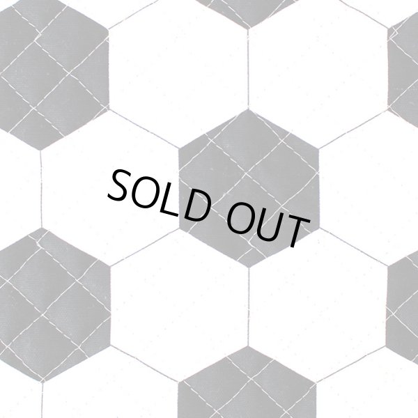 画像2: シンプルサッカーボール◎底布付【シューズバッグ】 手作りキット 作り方マニュアル付き 入園入学 手芸キット[s] (2)