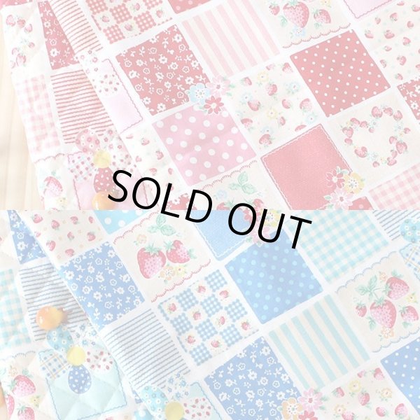 画像6: ●アウトレット サイズ変更不可●ストロベリーパッチ ブルー【シューズバッグ】 手作りキット 薄手生地+裏地 作り方マニュアル付き 入園入学 手芸キット (6)